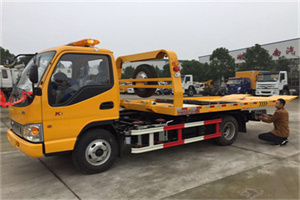 向阳区哪里有拖车服务